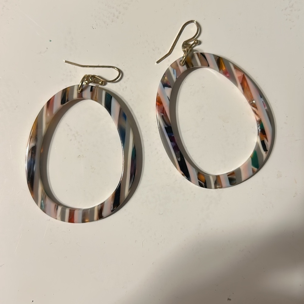 Bundle of 5 pair of earrings - Picture 3 of 7